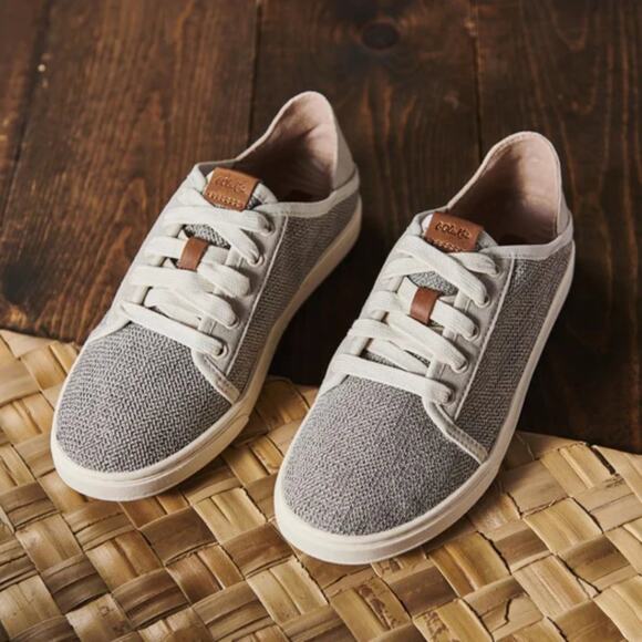 OluKai Pehuea Li Sneaker in Tapa - Picture 2 of 11